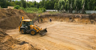 Разработка котлована Кулебаки стоимость за от 581 руб. м3 - заказать работы по копке и рытью котлованов | траншей
